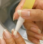 ⁦قلم علاج وتقوية الأظافر الضعيفة والمتكسرة SHI-GLAM بالبيوتين والأوميغا-3⁩ - الصورة ⁦6⁩